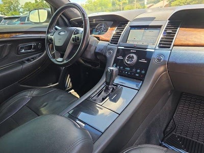 2017 Ford Taurus Limited