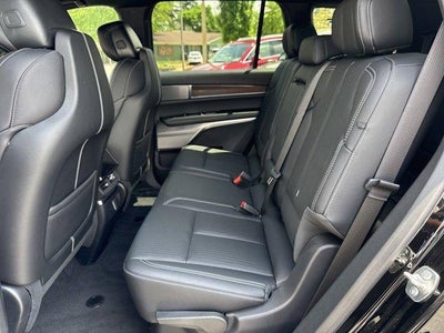 2026 Cadillac VISTIQ Luxury