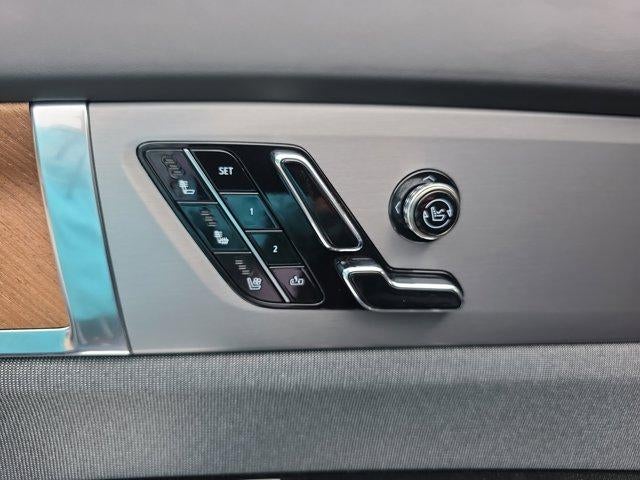 2026 Cadillac VISTIQ Premium Luxury