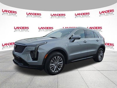 2025 Cadillac XT4 Premium Luxury