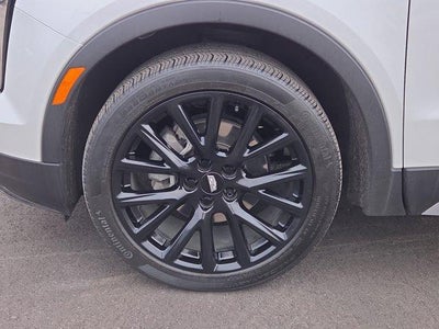 2023 Cadillac XT4 Premium Luxury