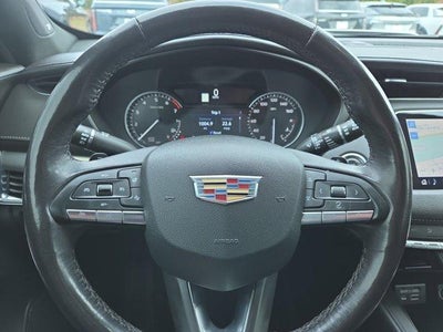 2023 Cadillac XT4 Premium Luxury