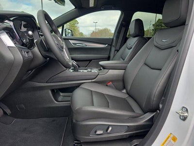 2026 Cadillac XT5 Luxury