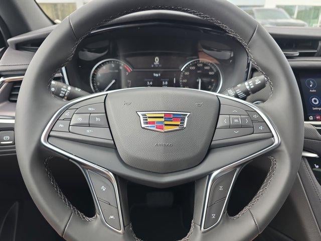 2026 Cadillac XT5 Luxury