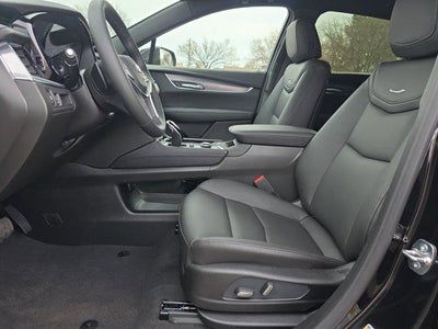 2026 Cadillac XT5 Luxury