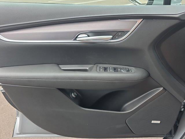 2026 Cadillac XT5 Luxury