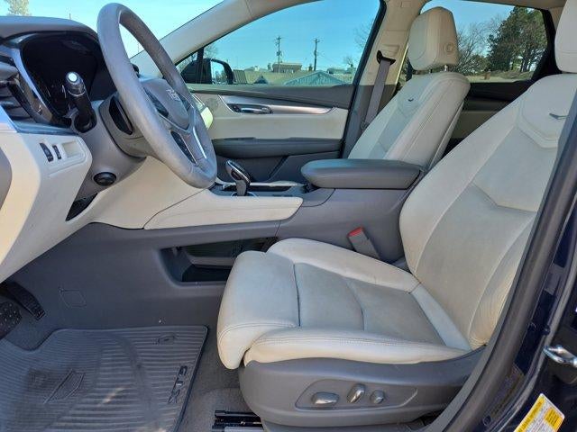 2017 Cadillac XT5 Luxury FWD