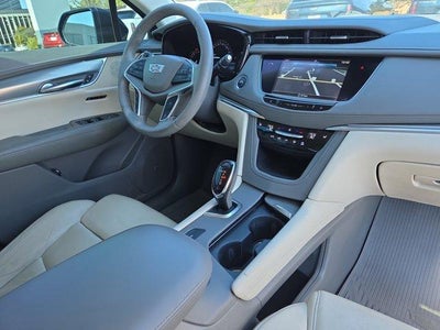 2017 Cadillac XT5 Luxury FWD