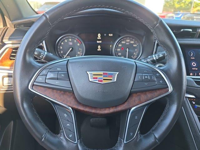 2022 Cadillac XT5 FWD Premium Luxury