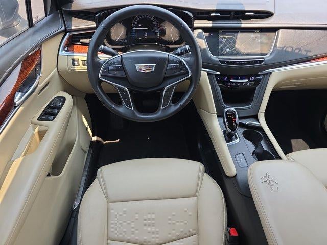 2018 Cadillac XT5 Luxury FWD