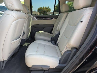 2023 Cadillac XT6 FWD Premium Luxury
