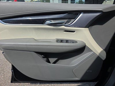 2023 Cadillac XT6 FWD Premium Luxury