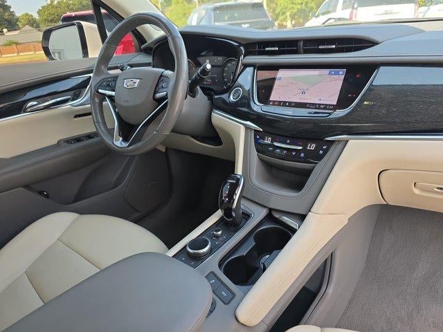2023 Cadillac XT6 FWD Premium Luxury