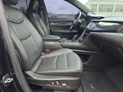 2022 Cadillac XT6 Premium Luxury