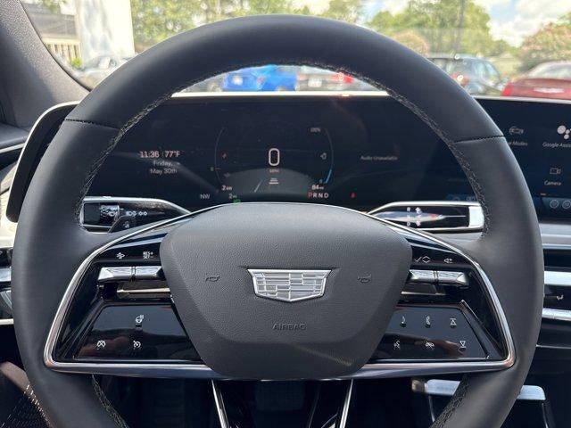 2025 Cadillac LYRIQ Luxury 1