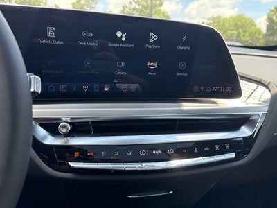 2025 Cadillac LYRIQ Luxury 1