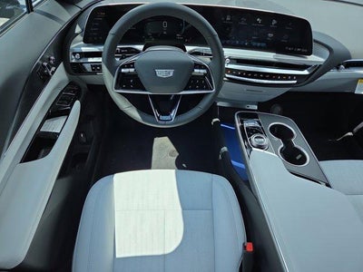 2025 Cadillac LYRIQ Luxury 1