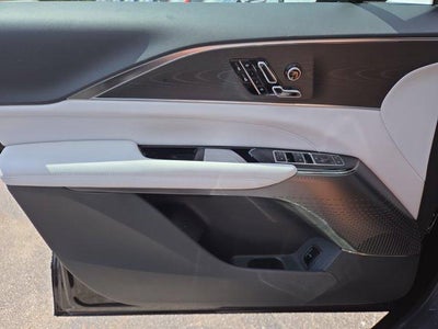 2025 Cadillac LYRIQ Luxury 1