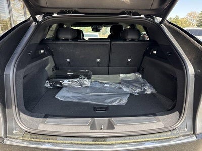 2025 Cadillac LYRIQ Luxury 1