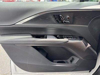 2025 Cadillac LYRIQ Luxury 1