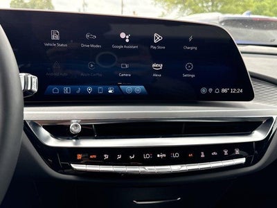 2025 Cadillac LYRIQ Luxury 1