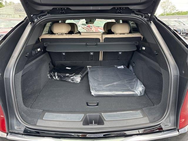 2025 Cadillac LYRIQ Luxury 3