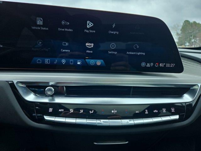 2025 Cadillac LYRIQ Sport 1