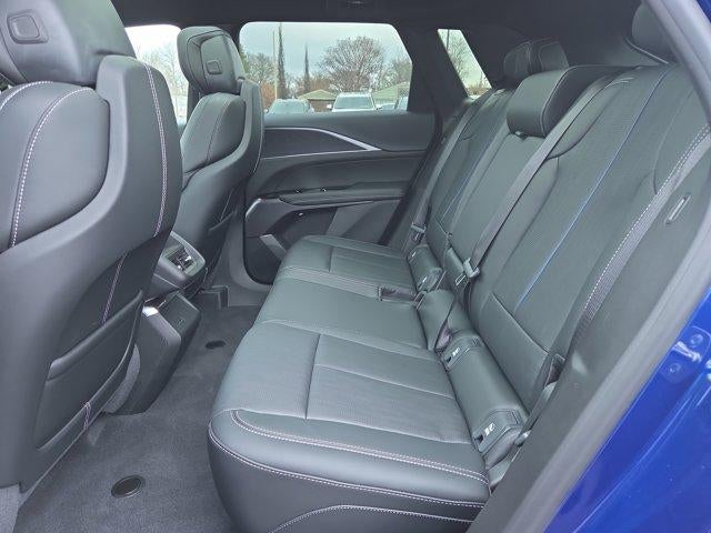 2025 Cadillac LYRIQ Sport 1