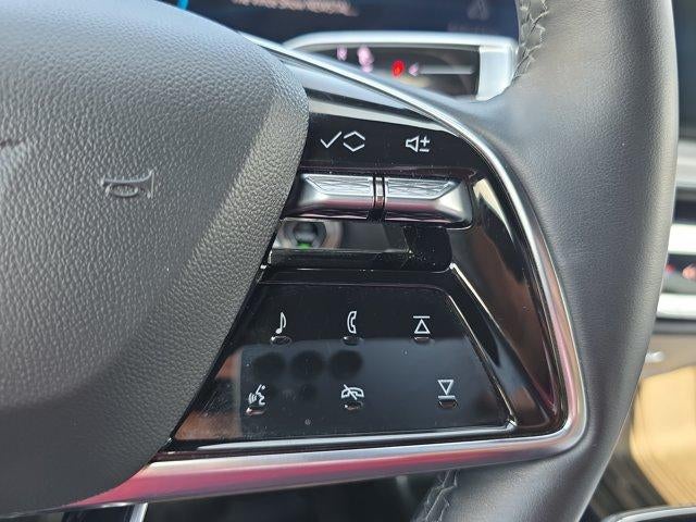 2024 Cadillac LYRIQ Sport 2