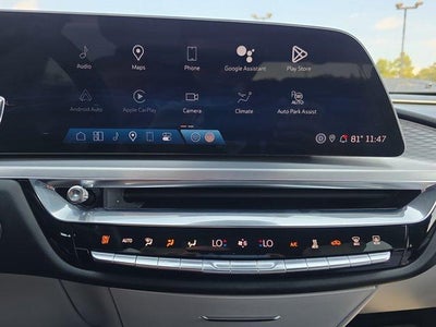 2024 Cadillac LYRIQ Sport 2
