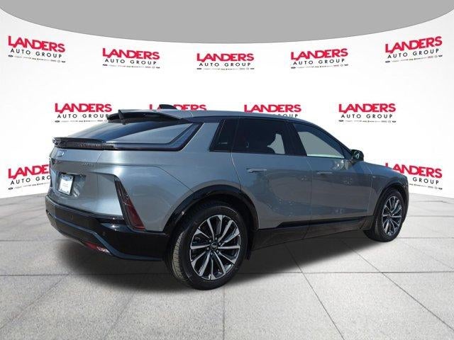 2024 Cadillac LYRIQ Sport 2