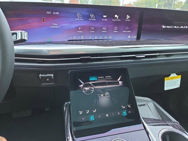 2026 Cadillac ESCALADE IQL Sport