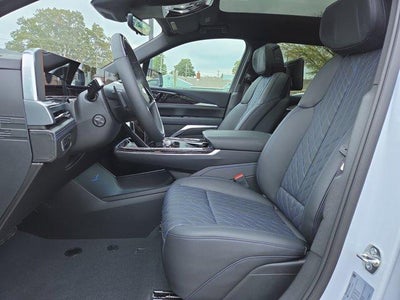 2026 Cadillac ESCALADE IQL Sport