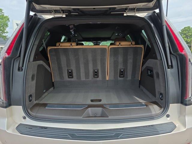 2022 Cadillac Escalade Premium Luxury