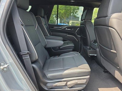 2024 Cadillac Escalade Sport