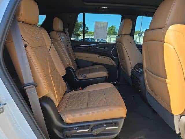 2023 Cadillac Escalade 4WD Sport