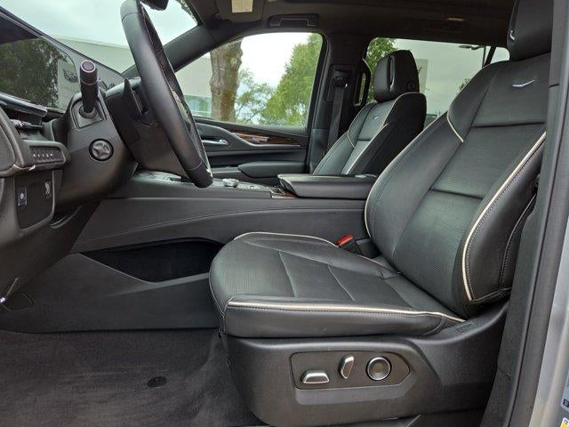 2024 Cadillac Escalade ESV Premium Luxury