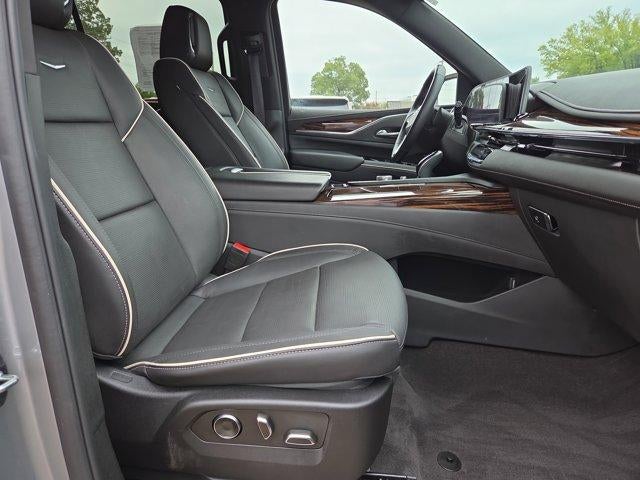 2024 Cadillac Escalade ESV Premium Luxury