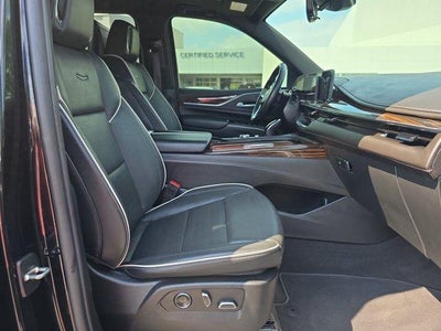 2024 Cadillac Escalade ESV Premium Luxury
