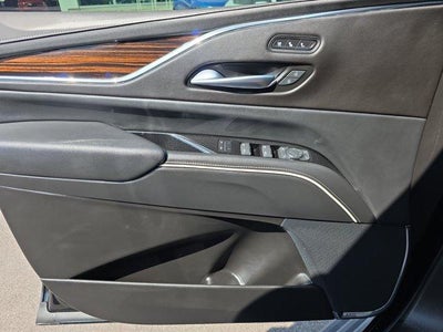 2024 Cadillac Escalade ESV Premium Luxury