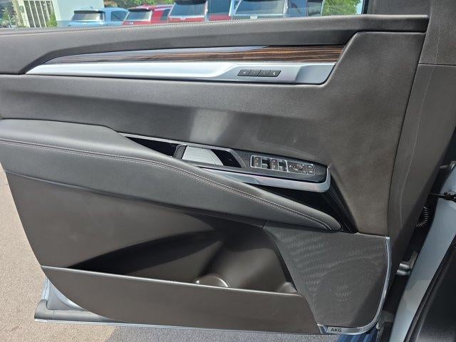 2025 Cadillac Escalade Premium Luxury