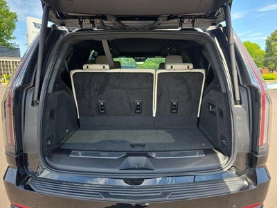 2025 Cadillac Escalade Sport