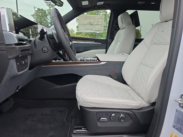 2026 Cadillac Escalade ESV Platinum Luxury
