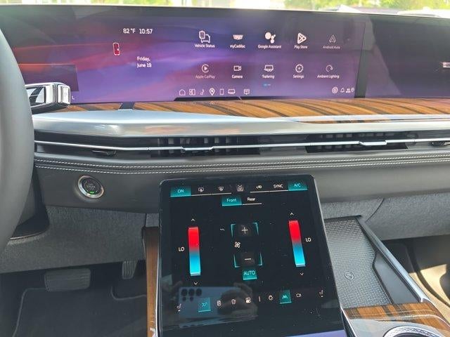 2026 Cadillac Escalade ESV Platinum Luxury