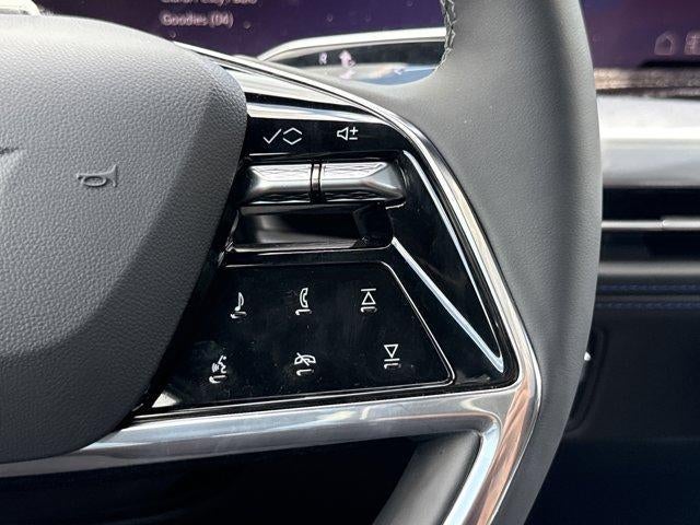 2025 Cadillac ESCALADE IQ Luxury 1