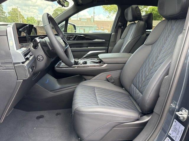 2025 Cadillac ESCALADE IQ Luxury 1