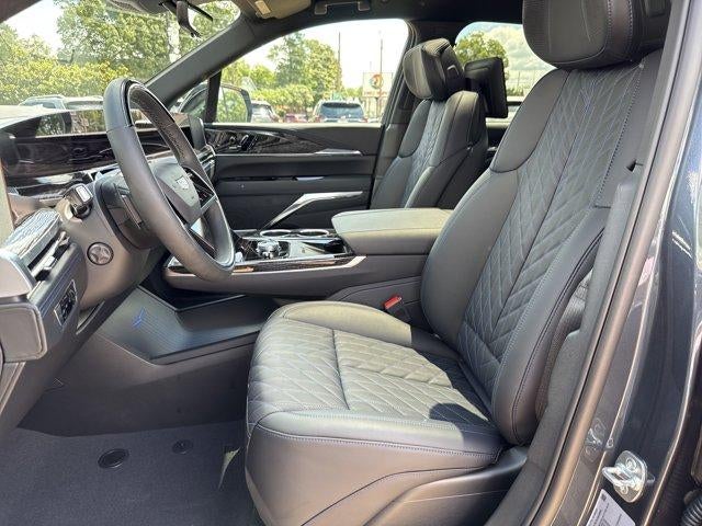 2025 Cadillac ESCALADE IQ Luxury 1