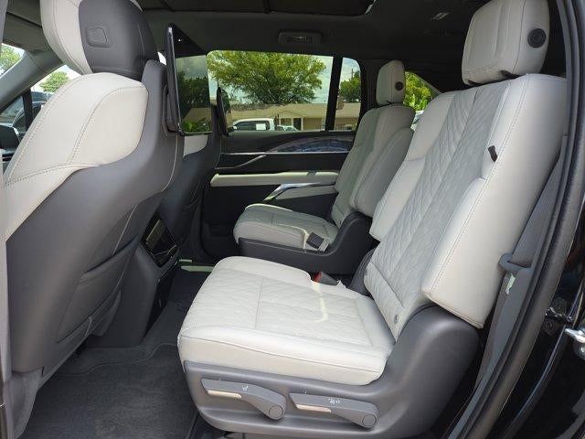 2026 Cadillac ESCALADE IQ Luxury