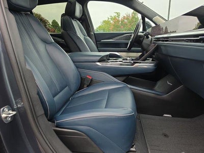 2025 Cadillac ESCALADE IQ Luxury 2