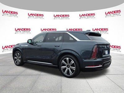 2025 Cadillac ESCALADE IQ Luxury 2